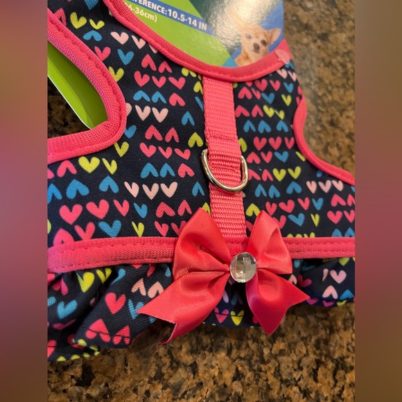 VIBRANT LIFE Harness Size XS. With bow, hearts, & a big diamond. NWT - Picture 3 of 9